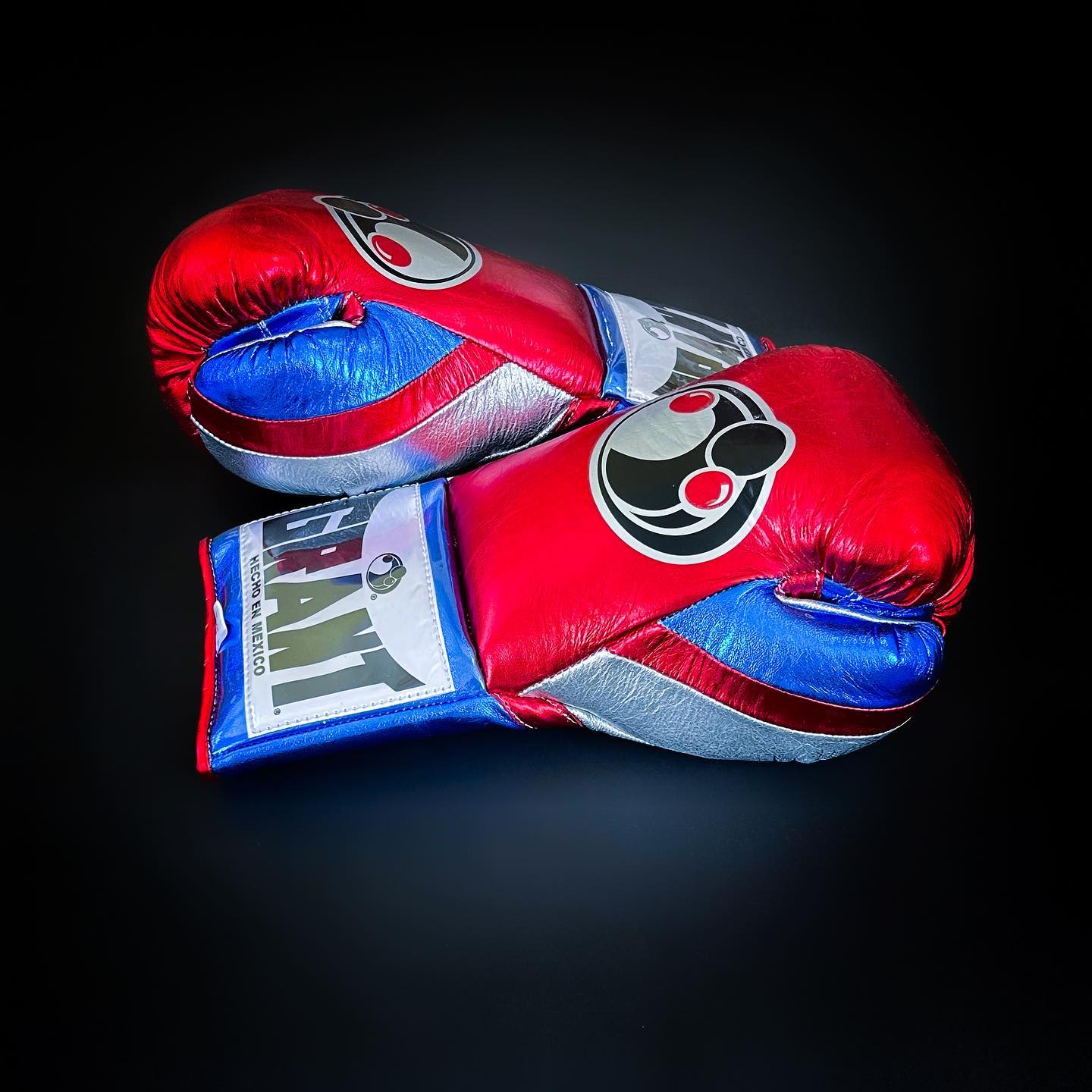 Customizable boxing glove , Fiest Gloves online , High Quality COPIES of Branded Gloves Red/Blue