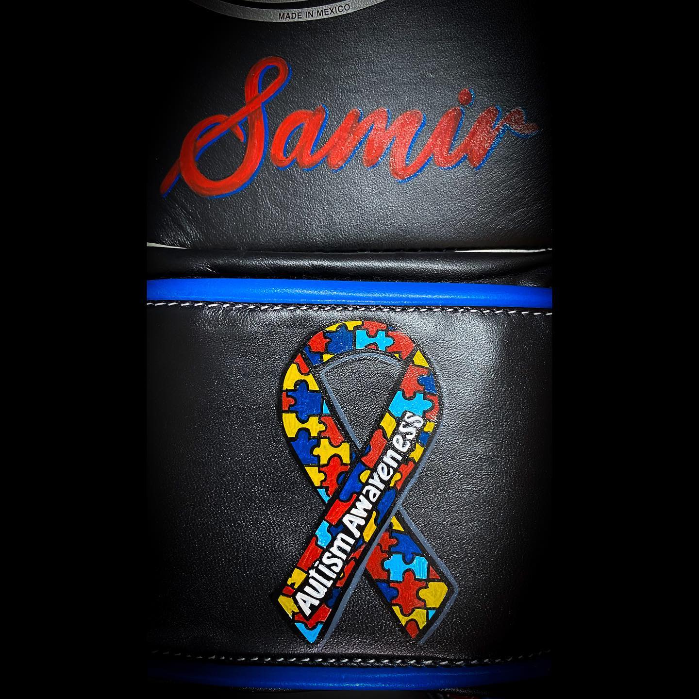 Customizable boxing glove , Fiest Gloves online , High Quality COPIES of Branded Gloves Black