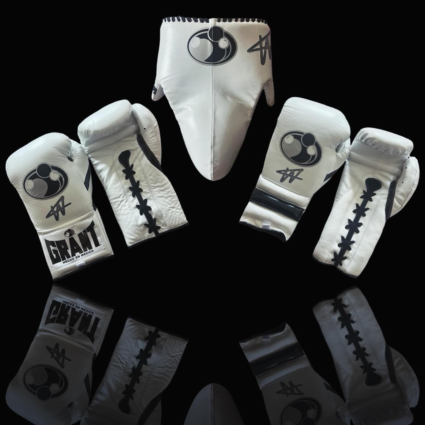 Customizable Boxing Sets White/Black