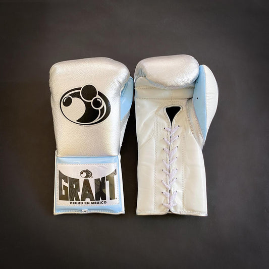 Customizable boxing glove , Fiest Gloves online , High Quality COPIES of Branded Gloves Silver/Blue