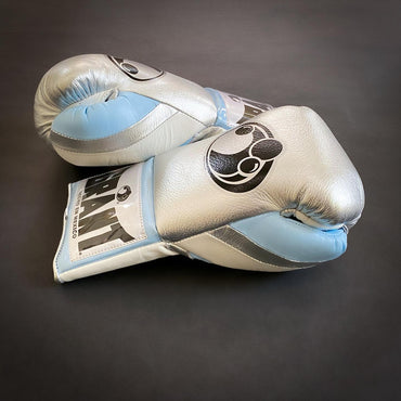 Customizable boxing glove , Fiest Gloves online , High Quality COPIES of Branded Gloves Silver/Blue