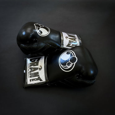 Customizable boxing glove , Fiest Gloves online , High Quality COPIES of Branded Gloves Black