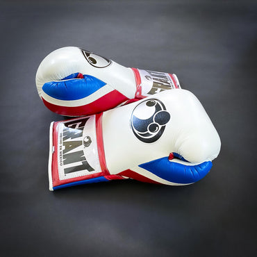 Customizable boxing glove , Fiest Gloves online , High Quality COPIES of Branded Gloves White/Blue