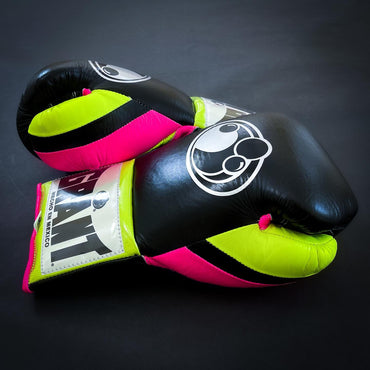 Customizable boxing glove , Fiest Gloves online , High Quality COPIES of Branded Gloves Black/Pink