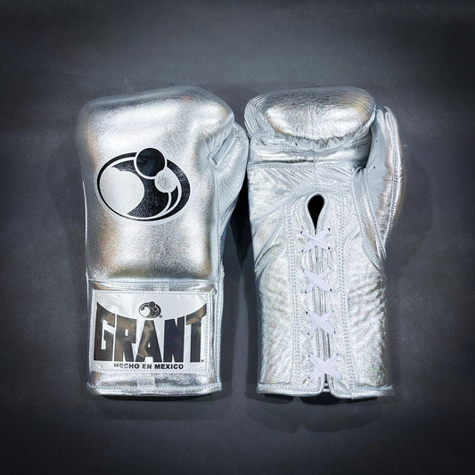 Customizable boxing glove , Fiest Gloves online , High Quality COPIES of Branded Gloves Silver