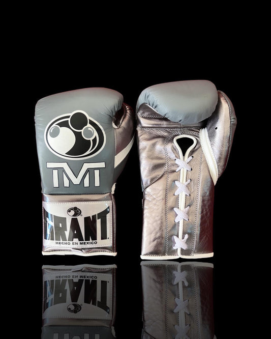 Customizable boxing glove , Fiest Gloves online , High Quality COPIES of Branded Gloves
