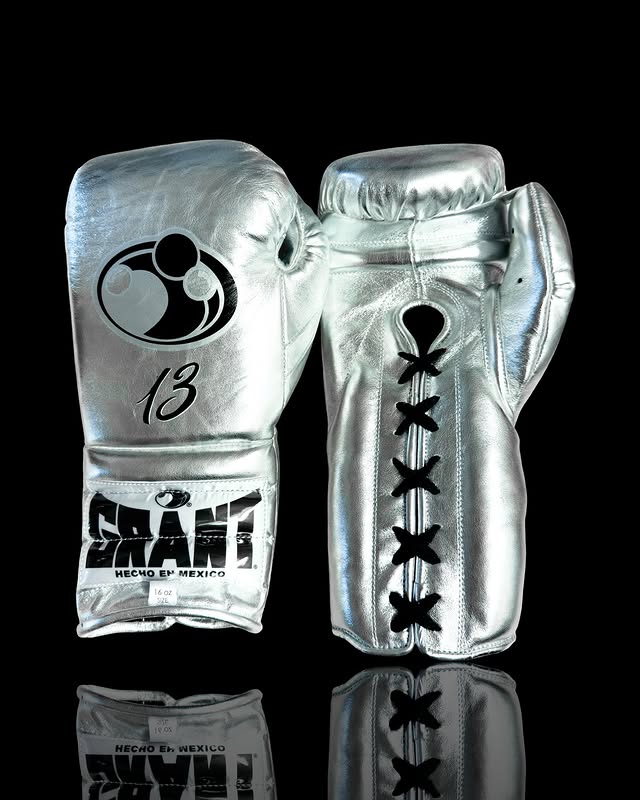Personalized boxing glove, just like original GRANT gloves