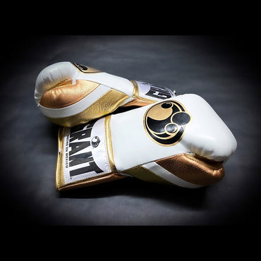 Customizable boxing glove , Fiest Gloves online , High Quality COPIES of Branded Gloves White/Gold