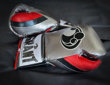 Customizable boxing glove , Fiest Gloves online , High Quality COPIES of Branded Gloves Silver/Black