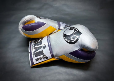 Customizable boxing glove , Fiest Gloves online , High Quality COPIES of Branded Gloves Silver/Yellow