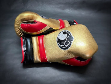 Customizable boxing glove , Fiest Gloves online , High Quality COPIES of Branded Gloves Gold/Black