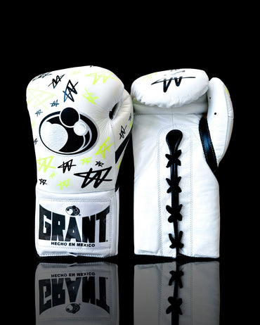 Customizable boxing glove , Fiest Gloves online , High Quality COPIES of Branded Gloves