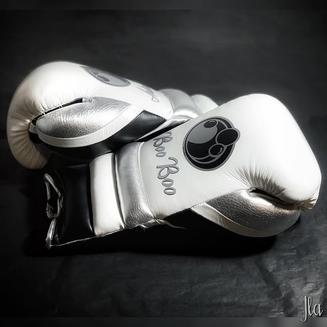 Personalized boxing set, just like orignal