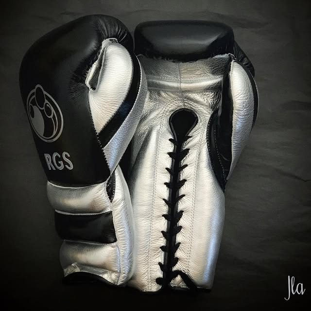 Personalized boxing set, just like orignal