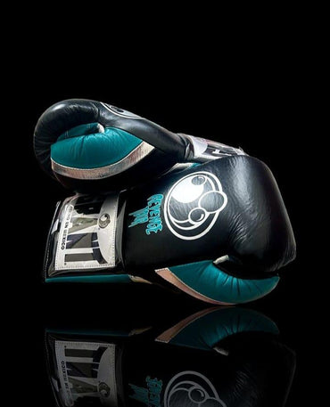Customizable boxing glove , Fiest Gloves online , High Quality COPIES of Branded Gloves